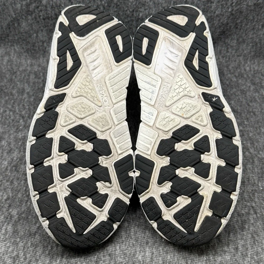 Hoka One Arahi 7 Wide-Fit Black/White Running Shoes Sneakers 8.5 D‎ Women